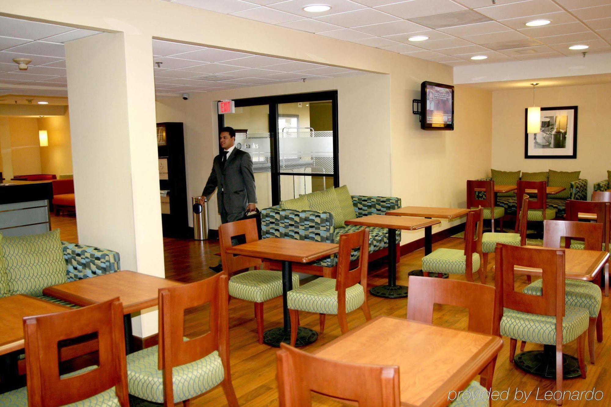 Hampton Inn Monterrey-Airport Apodaca Restaurang bild