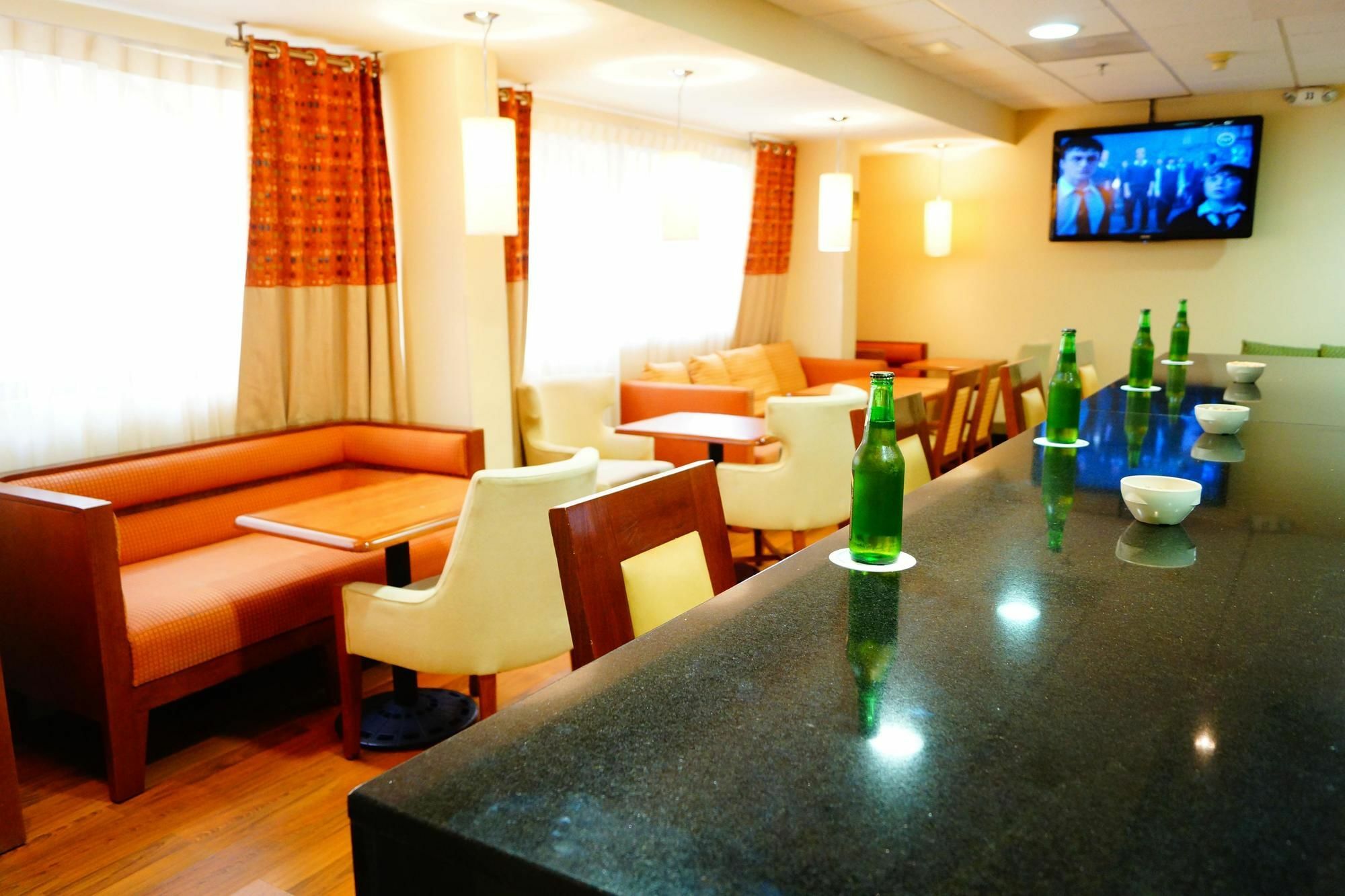 Hampton Inn Monterrey-Airport Apodaca Exteriör bild